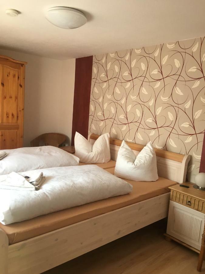 Ferienwohnung Guerth Kleinhennersdorf 外观 照片